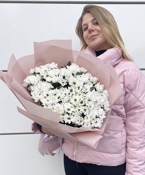 Букет хризантем "Поле Ромашок" (25шт)